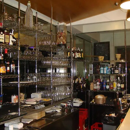 Leon Tierra De Vinos Hotel